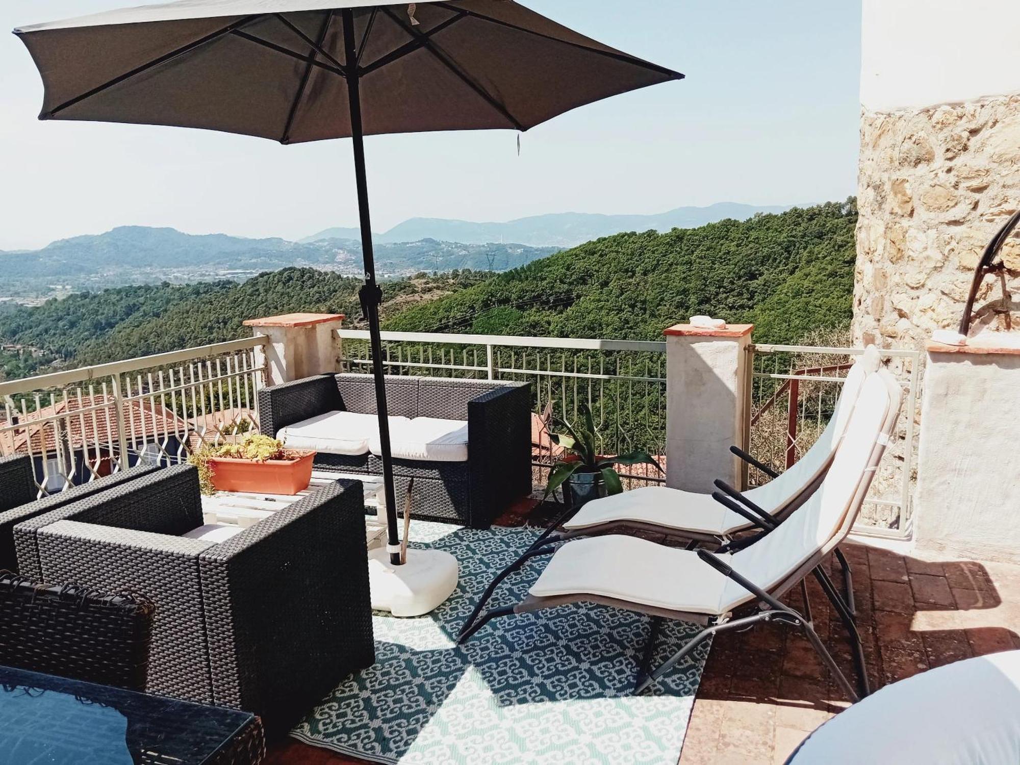 Comfortable Apartment With Sea View In Falcinello Exteriér fotografie